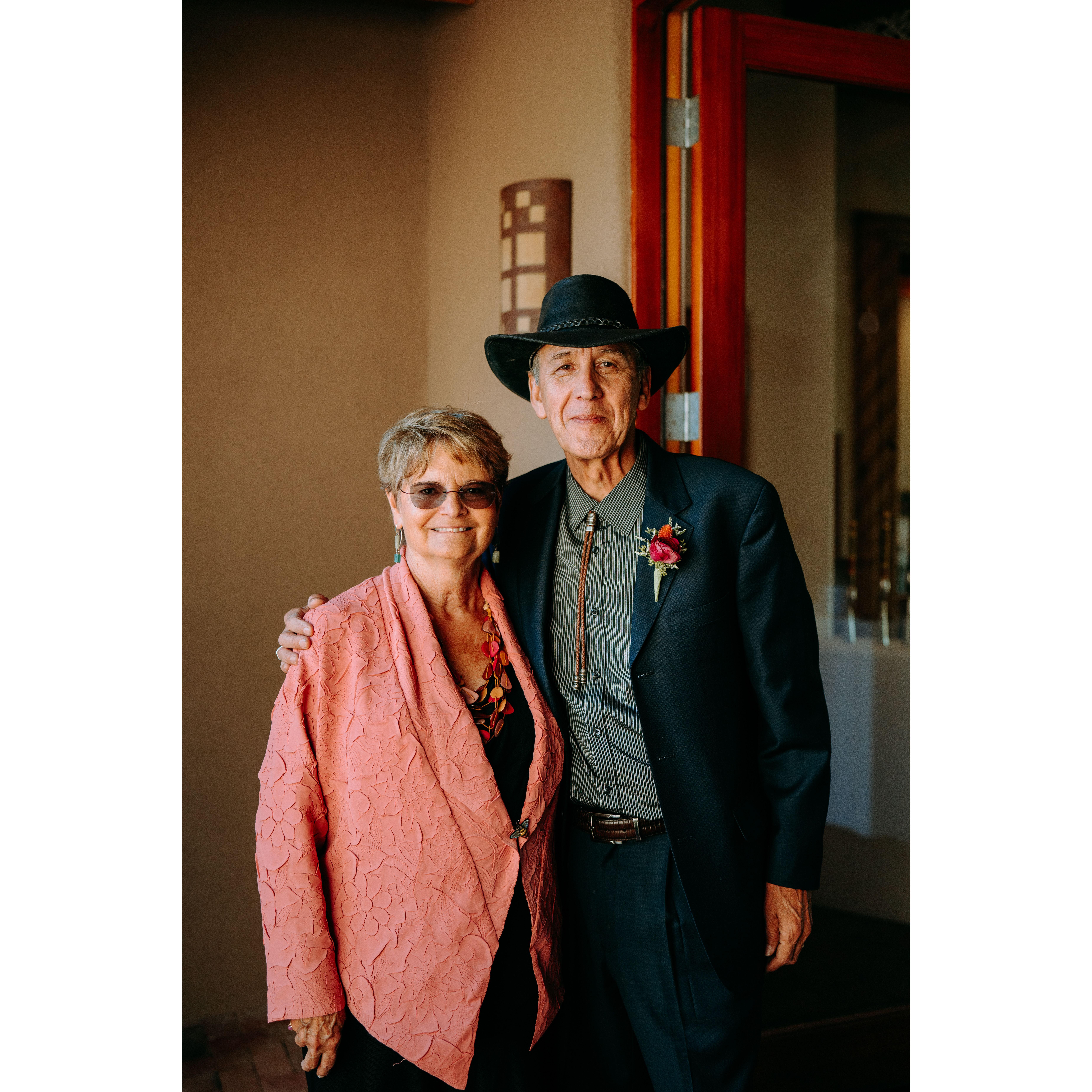 Carol (Shae's Mom) and Ric (Shae's Dad) before the ceremony