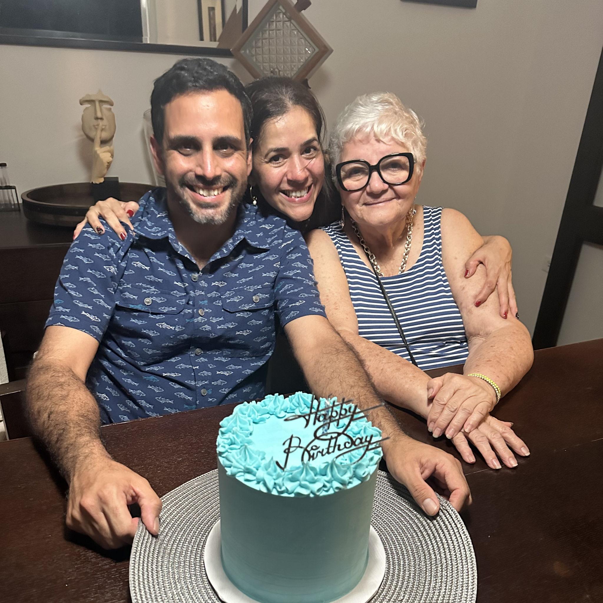 Su primer cumpleaños con la suegra