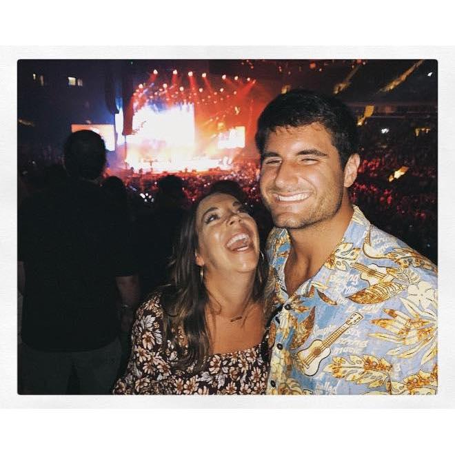 Jon & Bry seeing one of Jon's favorites, Hootie and the Blowfish at Madison Square Garden!