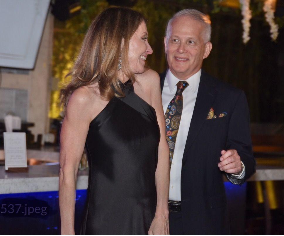 The Wedding Website of Frank Betancourt and Linda Gardner