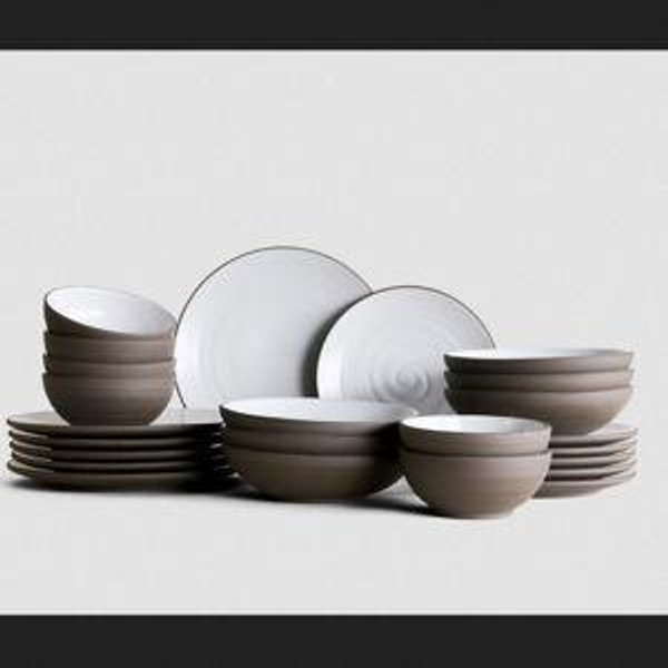 Jono Pandolfi Dinnerware Set