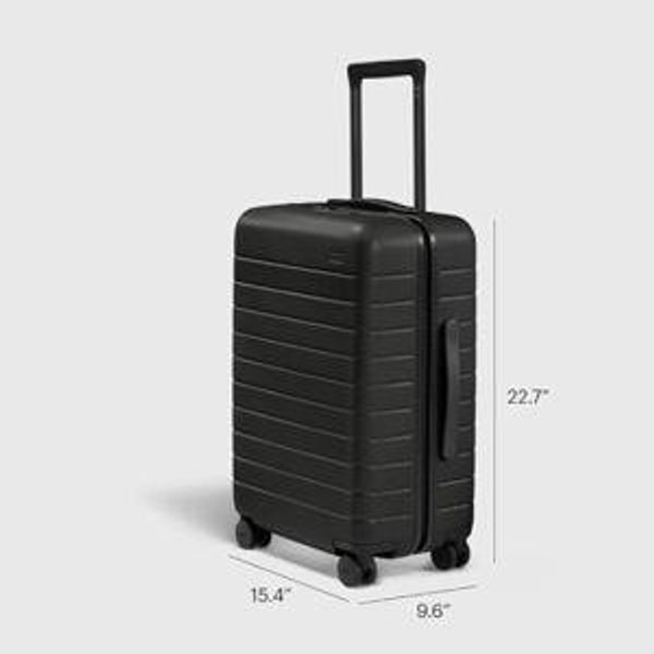 Away Bigger Carry-On Luggage, Lightweight Hardside Large Suitcase with Spinner Wheels, TSA Lock, Airline Approved, Jet Black