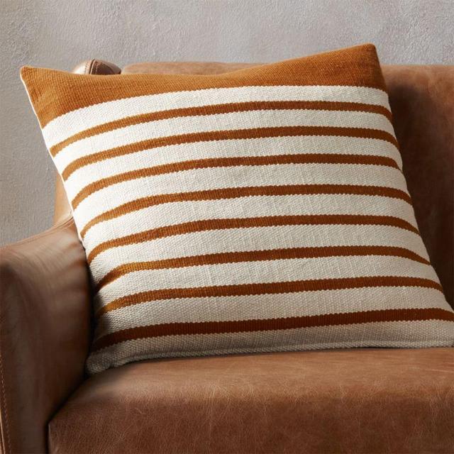 20" division rust pillow