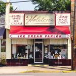 Holsten's Ice Cream, Chocolate & Restaurant