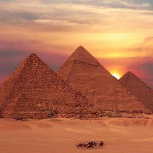 Excursión a piramides de Giza
