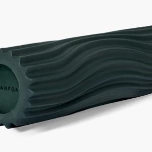 Ripple Roller (Travel Size) in Hunter Green (or any dark color!)