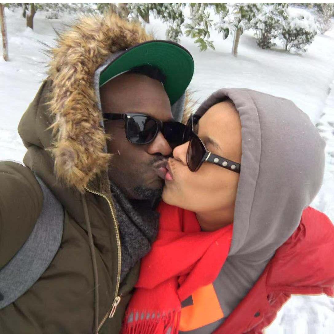 Snow , Rain or Sunshine there is always time for a kiss💖💋🌹