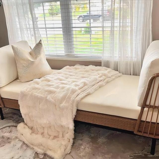 YITAHOME Wicker Outdoor Chaise Lounge, Oversized Patio Love Sofa, 74 Length Outdoor Indoor Upholstered Sofa Recliner Daybed with Thickness Cushion Indoor Lounger for Balcony Garden Pool - Beige