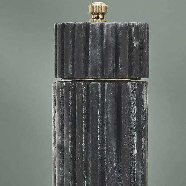 Ribbed Marble Grinder (Black)