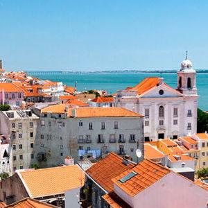 Walking tour of Lisbon
