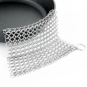 Ohuhu Cast Iron Cleaner, Stainless Steel Chainmail Scrubber for Lodge Skillet/ Pan Cleaning , 6x8''