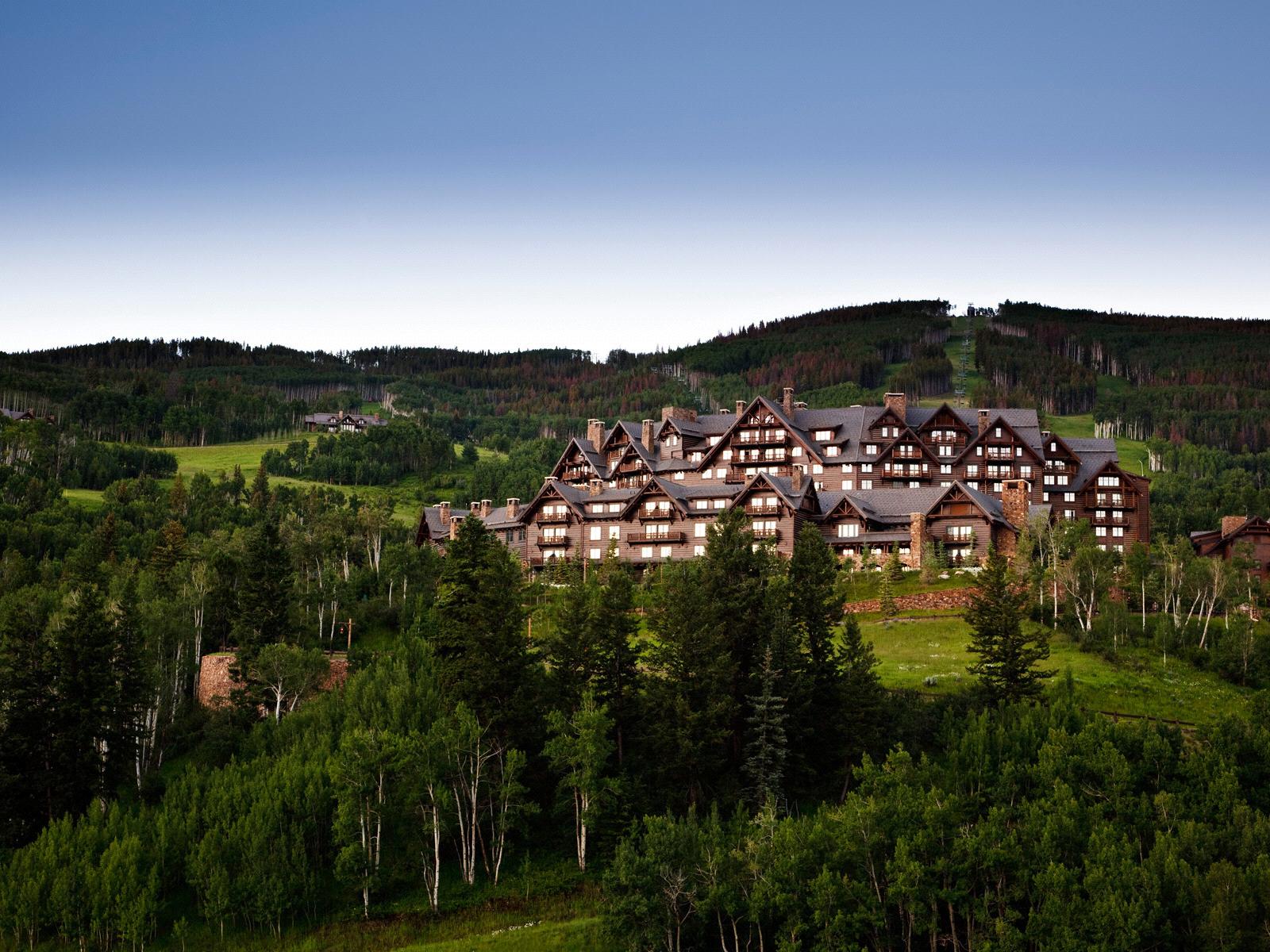 The Wedding Website of Jordan (JJ) Kfoury and Brian Hergt