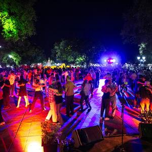 Tango & Live Music Night