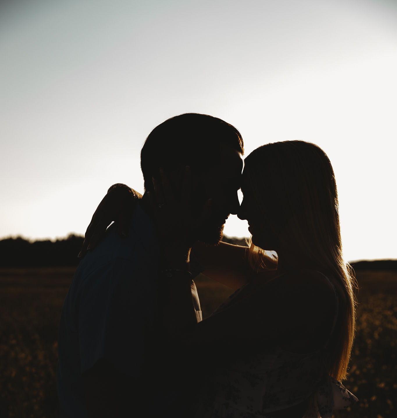 The Wedding Website of Emma Barton and Ethan Owens