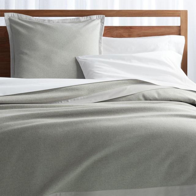 Trent Full/Queen Satin Trim Blanket