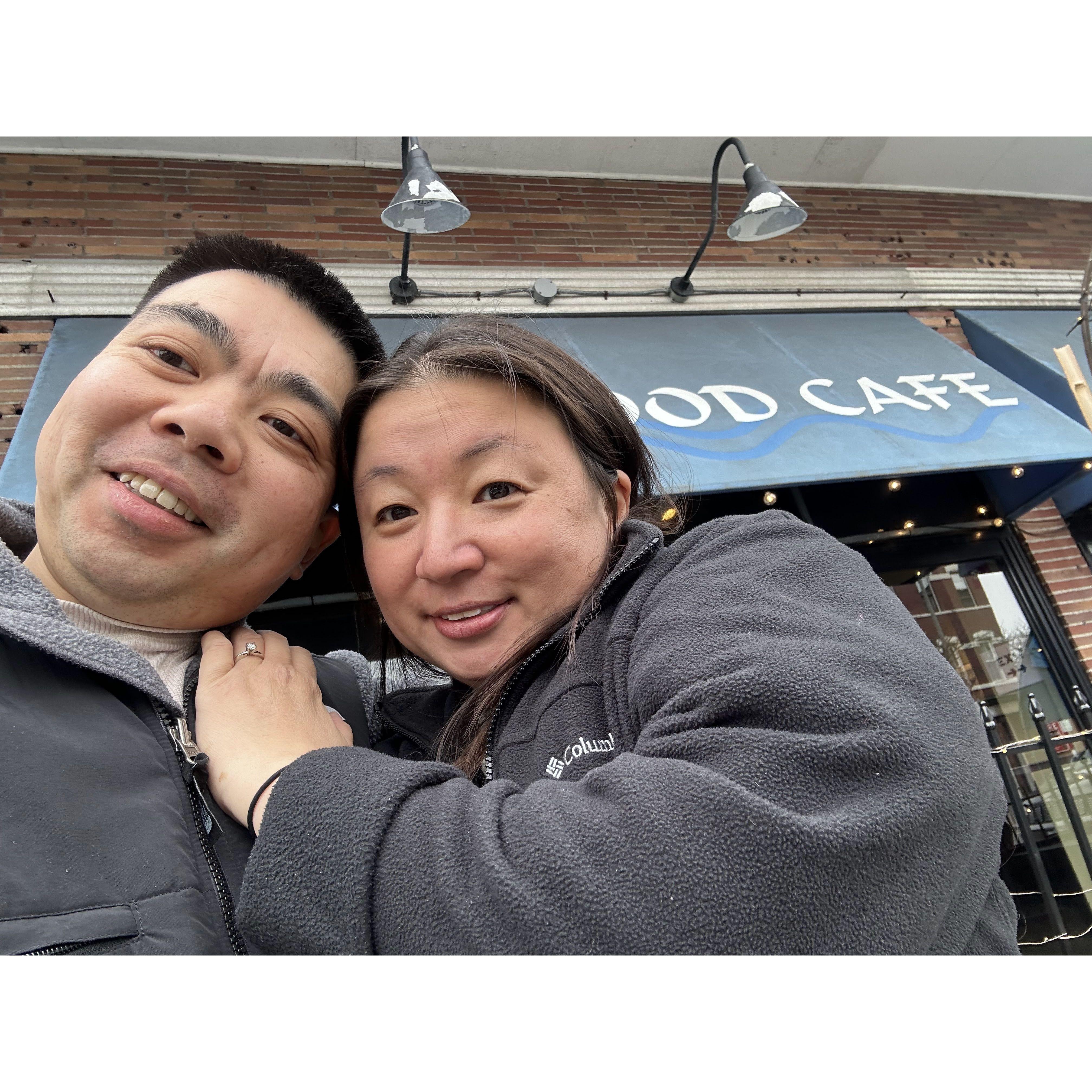 Fast forward 5 years later, Curtis took Vicki back to the place they first met at JP Seafood Cafe. Vicki said yes!