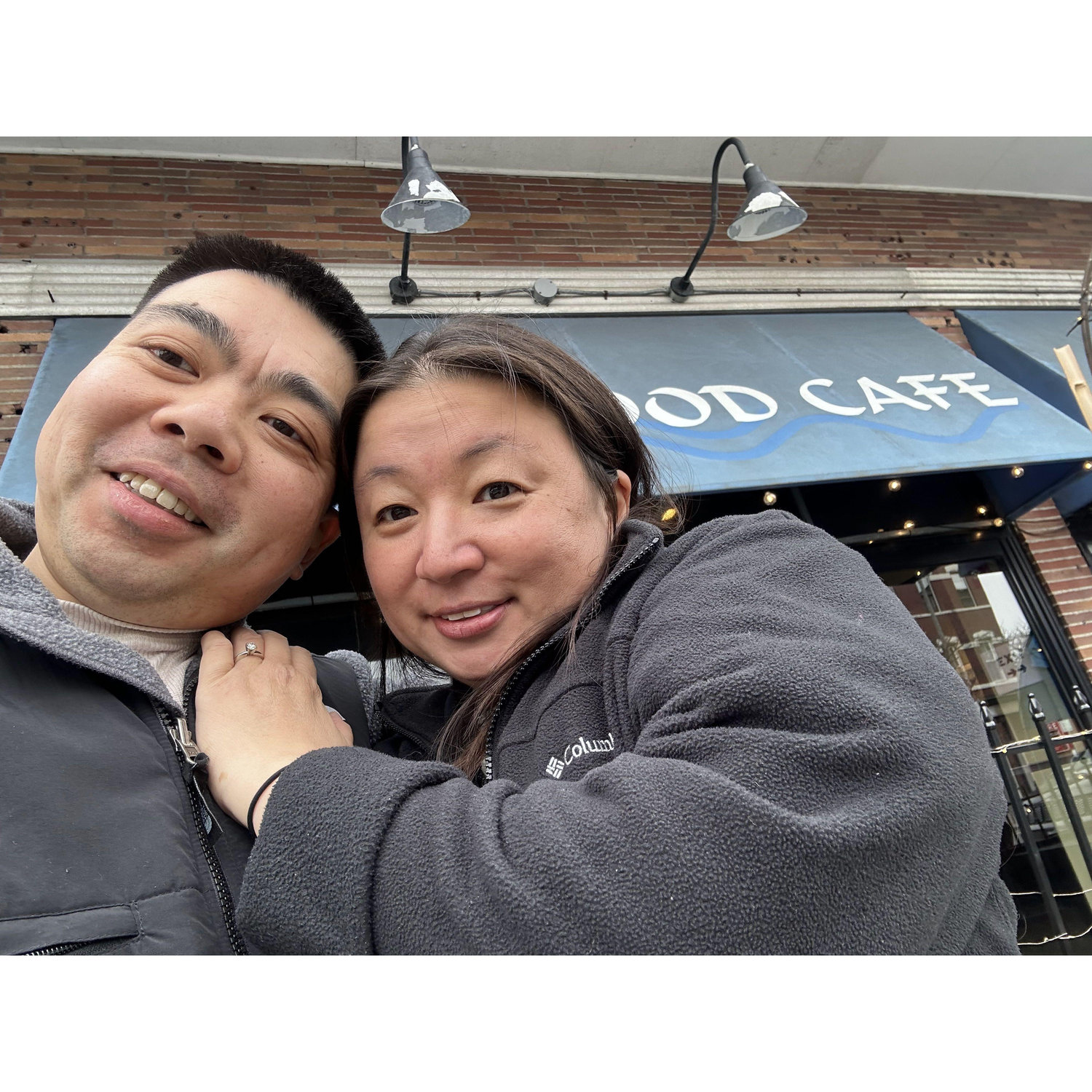 Fast forward 5 years later, Curtis took Vicki back to the place they first met at JP Seafood Cafe. Vicki said yes!