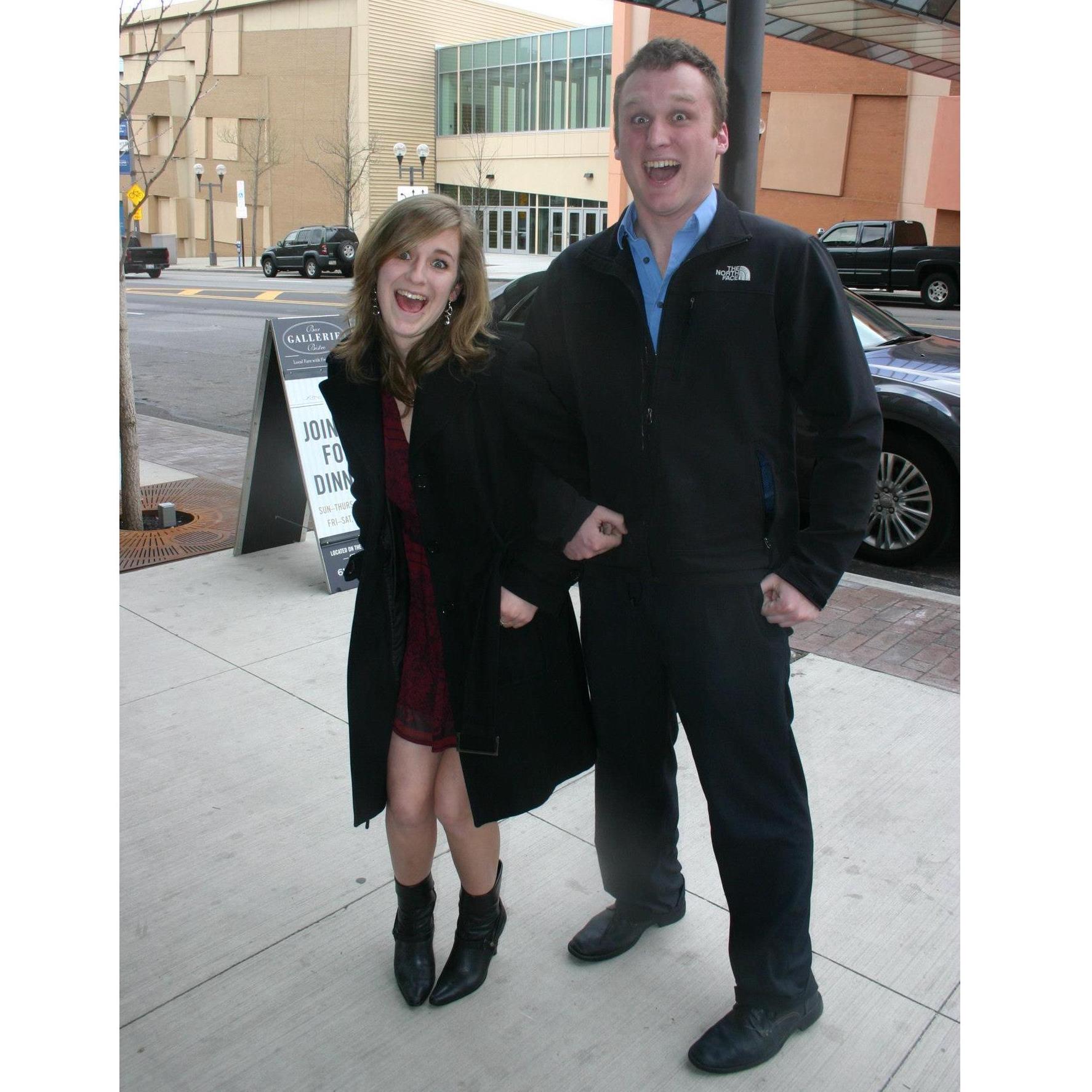 Kevin drove down to Columbus for Erin's senior art show and met the family for the first time