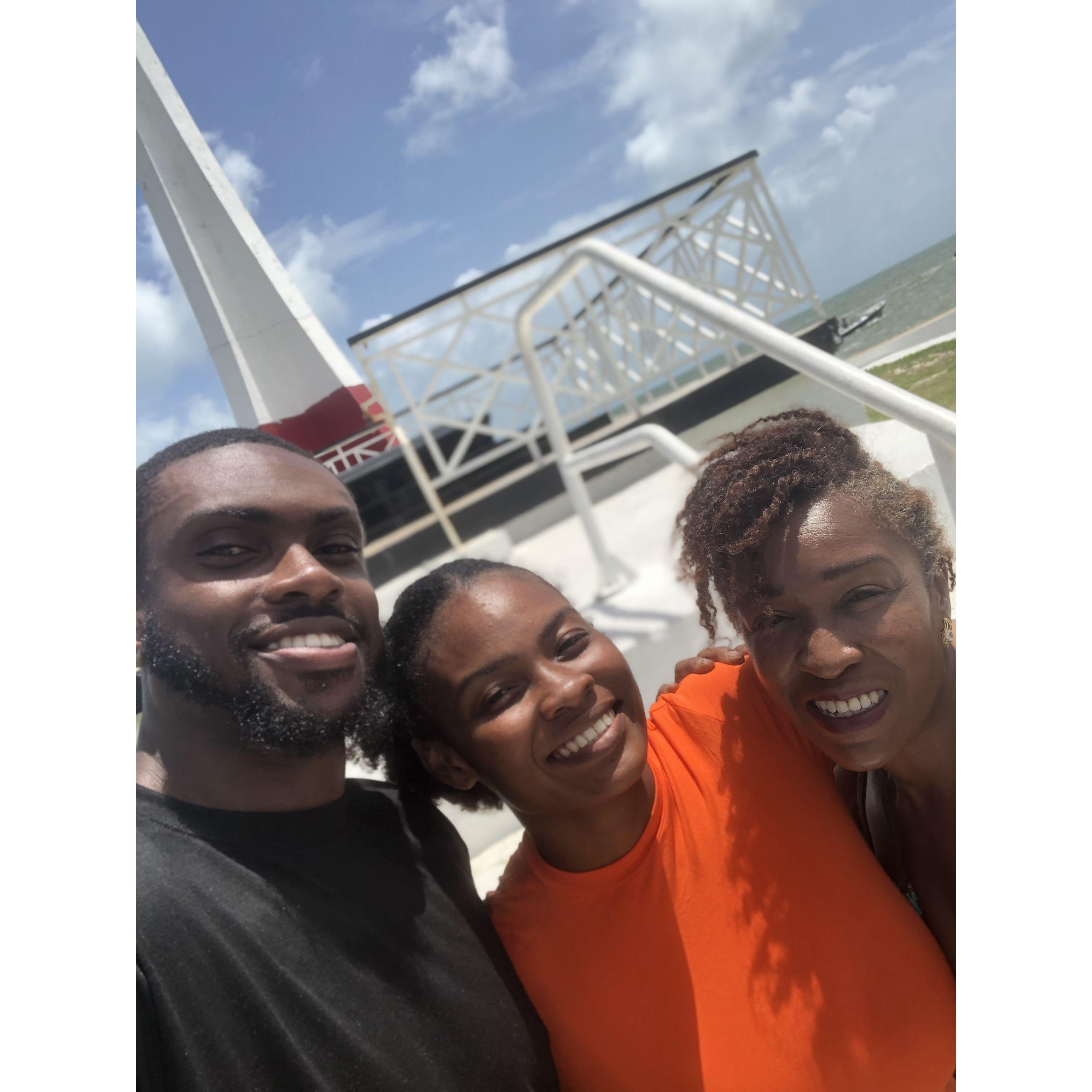 First time in Belize first time meeting mama Sharon .