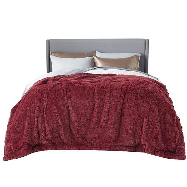 BEDSURE Soft Faux Fur King Christmas Blankets for Bed Red - Fuzzy Fluffy Cozy Plush Oversized Warm Sherpa Shaggy Shag Furry Thick Big Large King Throw Blankets, 108x90 inches