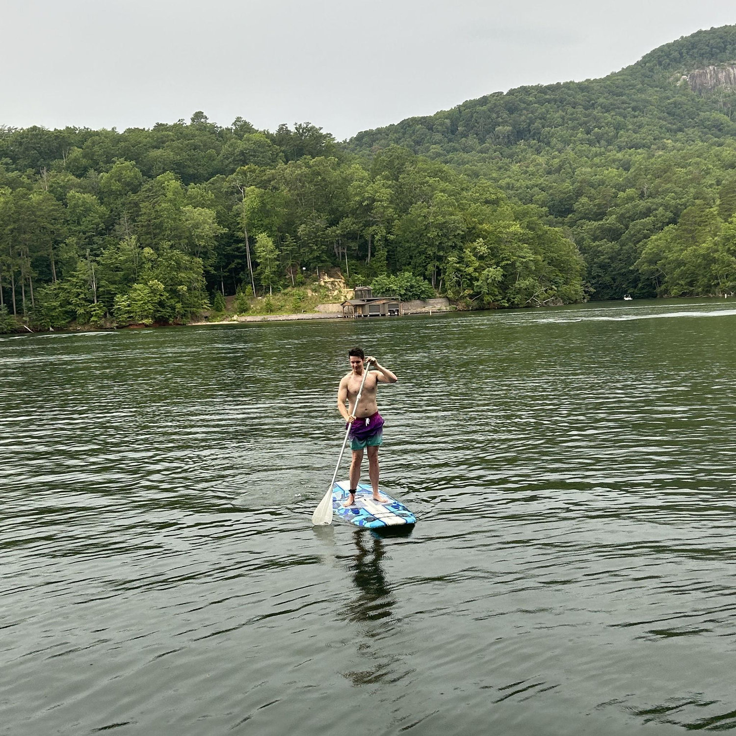 Jeff met the Bobb's! Megan was proven wrong about Jeff's expertise on a paddleboard.