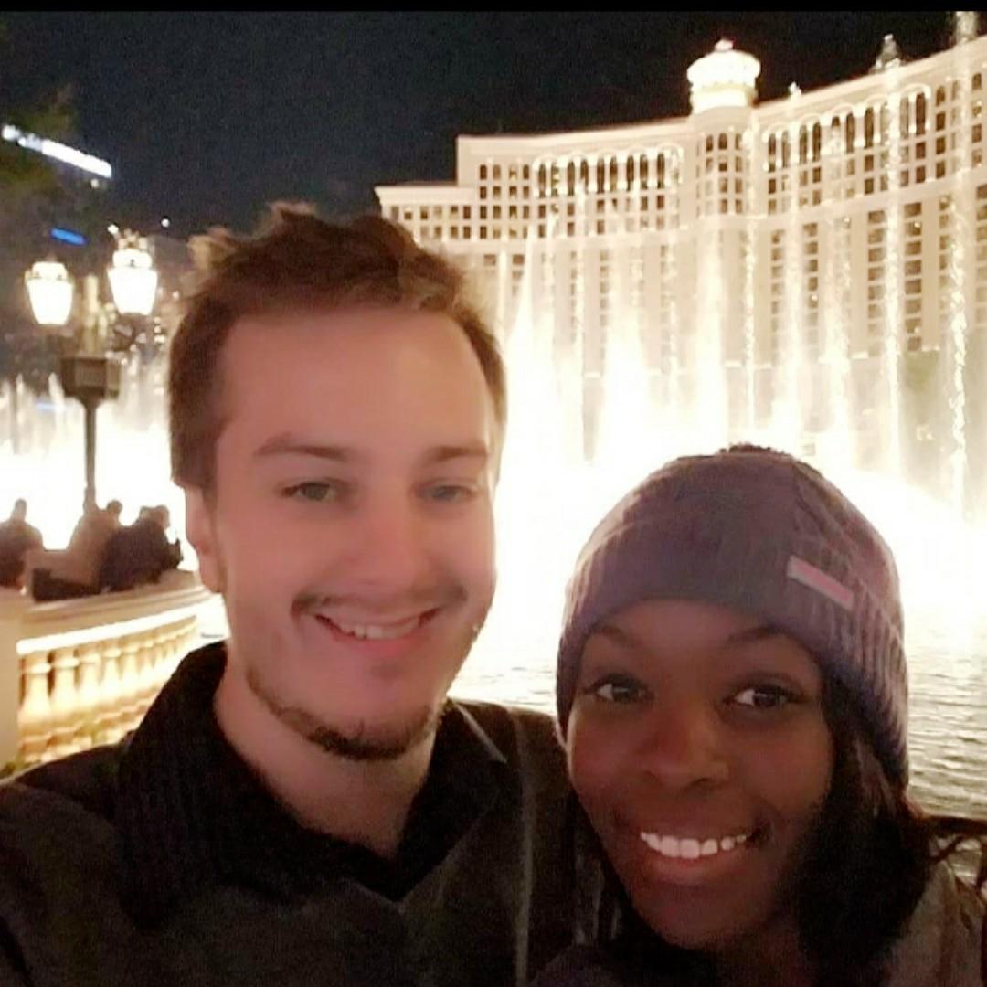 *Nov2016* In front of the Bellagio fountains in Vegas :)