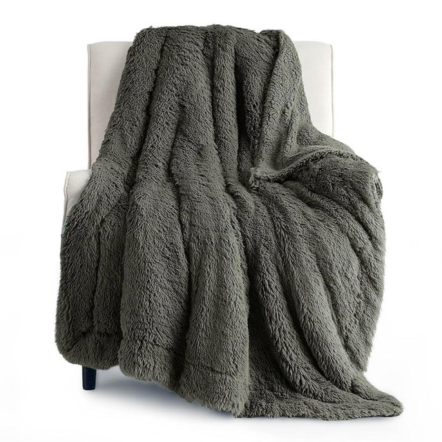 Bedsure Fluffy Olive Green Throw Blanket, Moss Green Decor Gifts for Women, Men, Soft Fleece Cozy Fuzzy Sherpa Plush Warm Minky Thick Faux Fur Throws for Couch, House Blanket Gifts for Her, 50x60