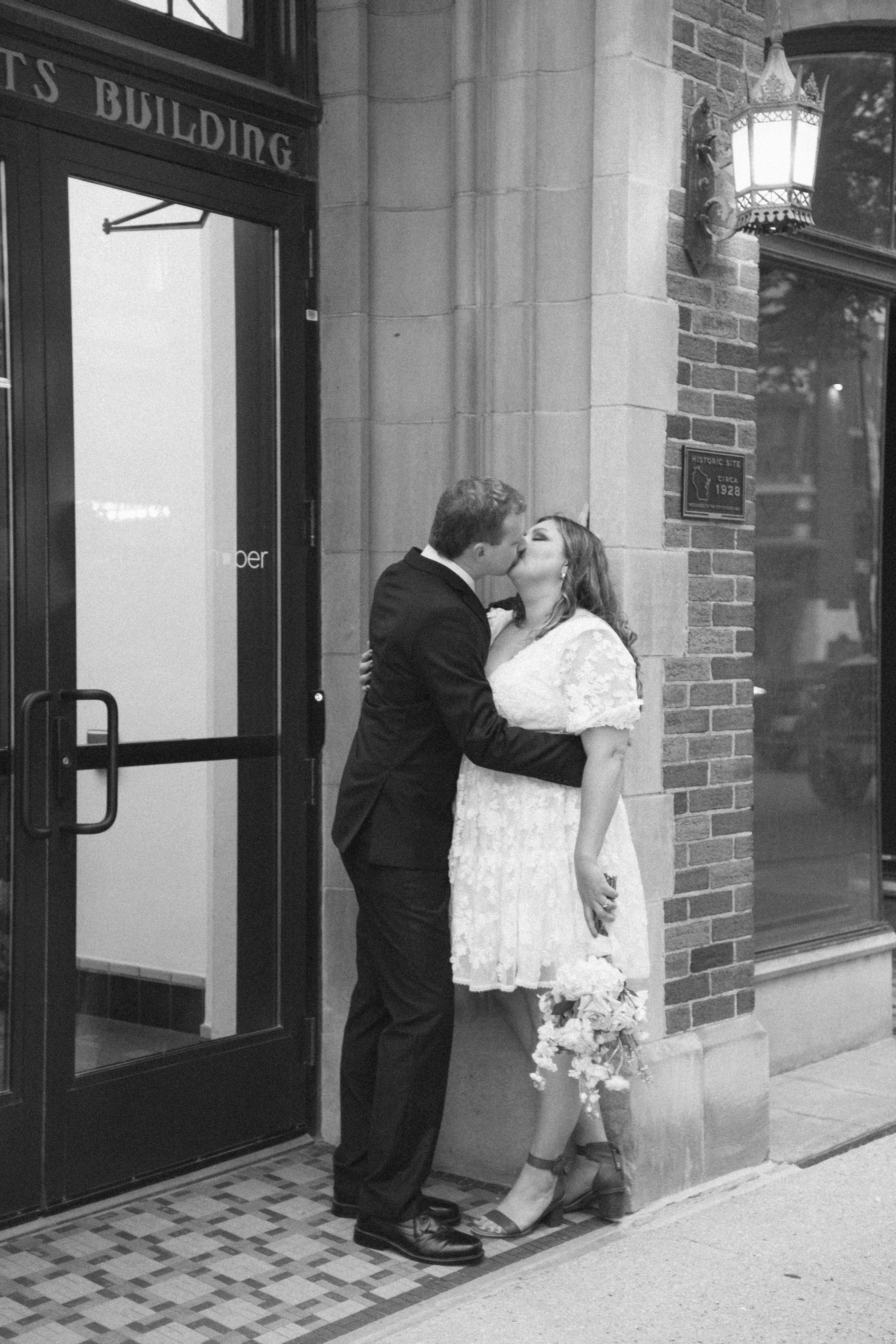 The Wedding Website of Alesha Cichy and Ryan Barkby