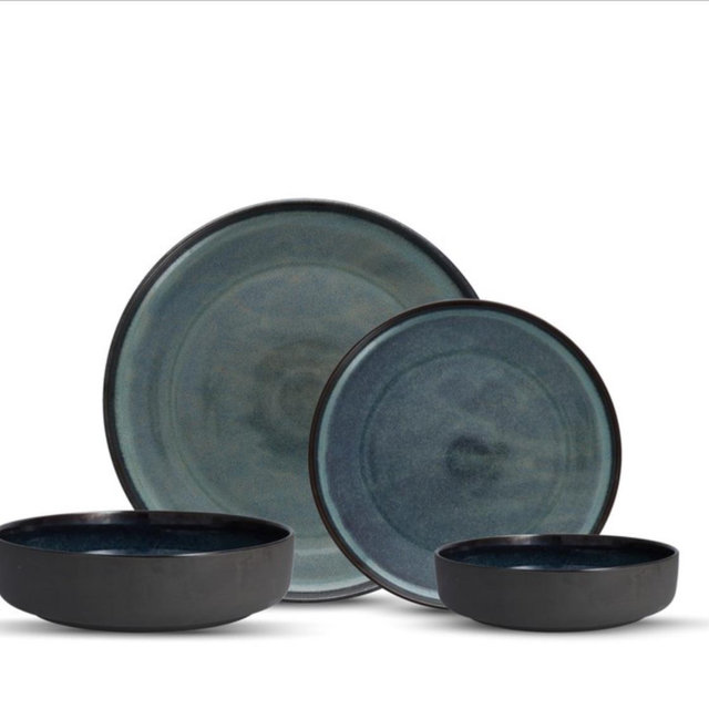 Northern Lights Aurora Blue 16pc Place Setting