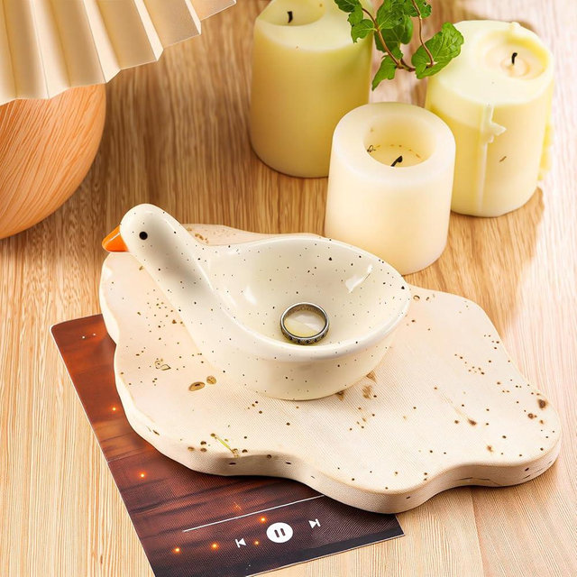 Geelin Handmade Ceramic Silly Goose Ring Dish Jewelry Tray Cottage Trinket Tray Cute Silly Goose Ring Dish for Rings Earrings