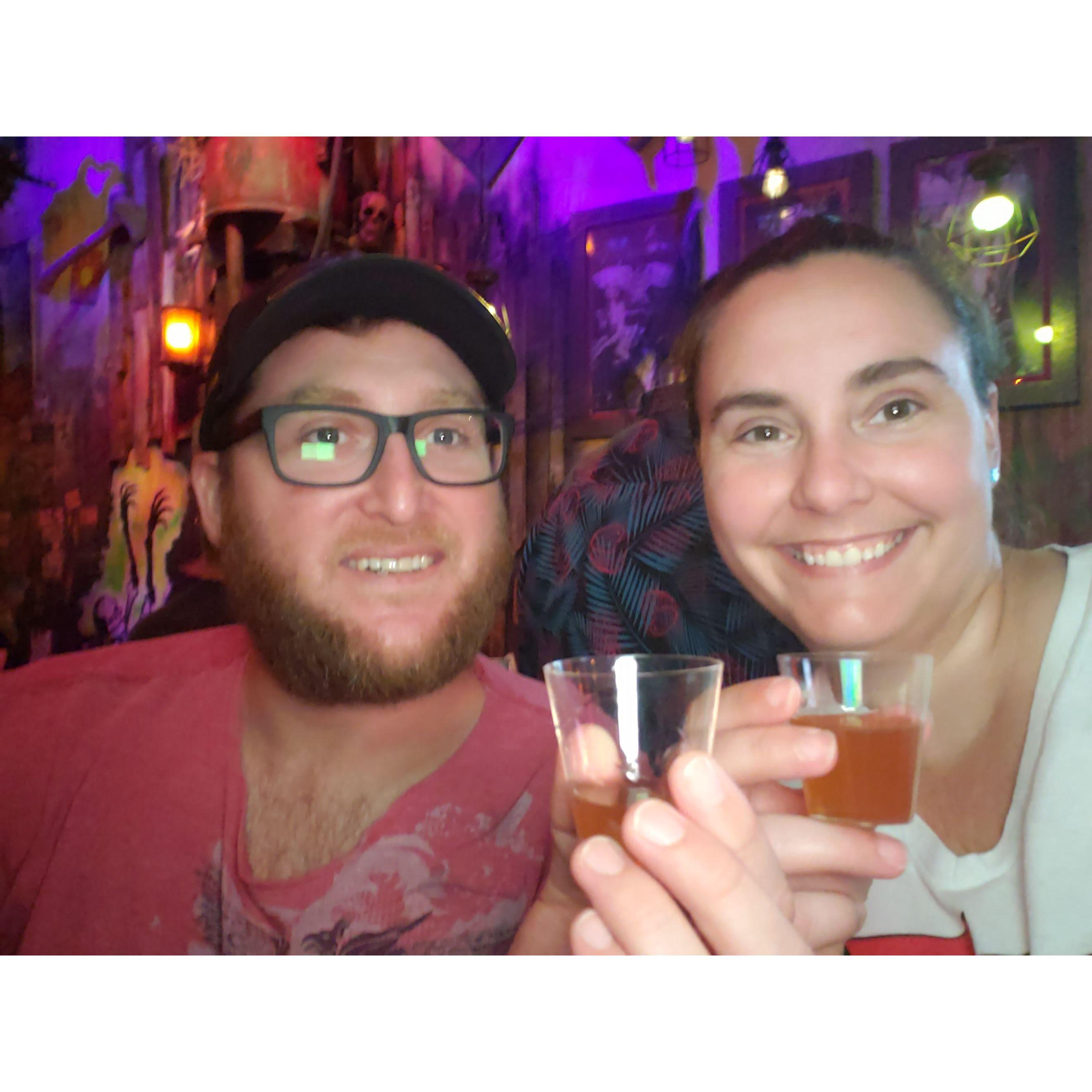 A bar hidden in a comic book shop in Orlando! ~2022