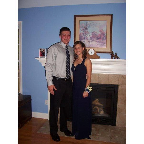 Paul brought Tammy as his date to his Senior Prom in 2008