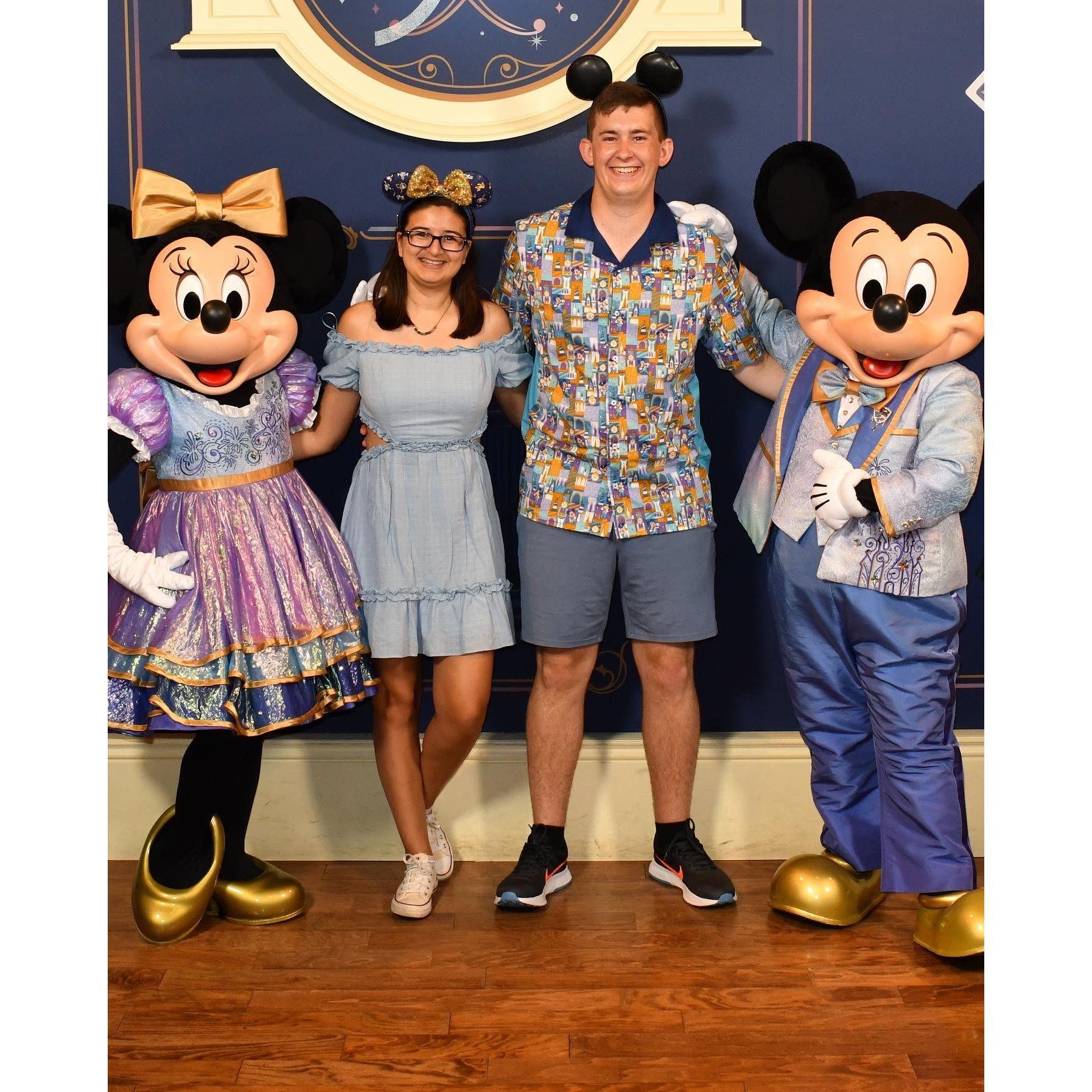 Minnie and Mickey loved our ears