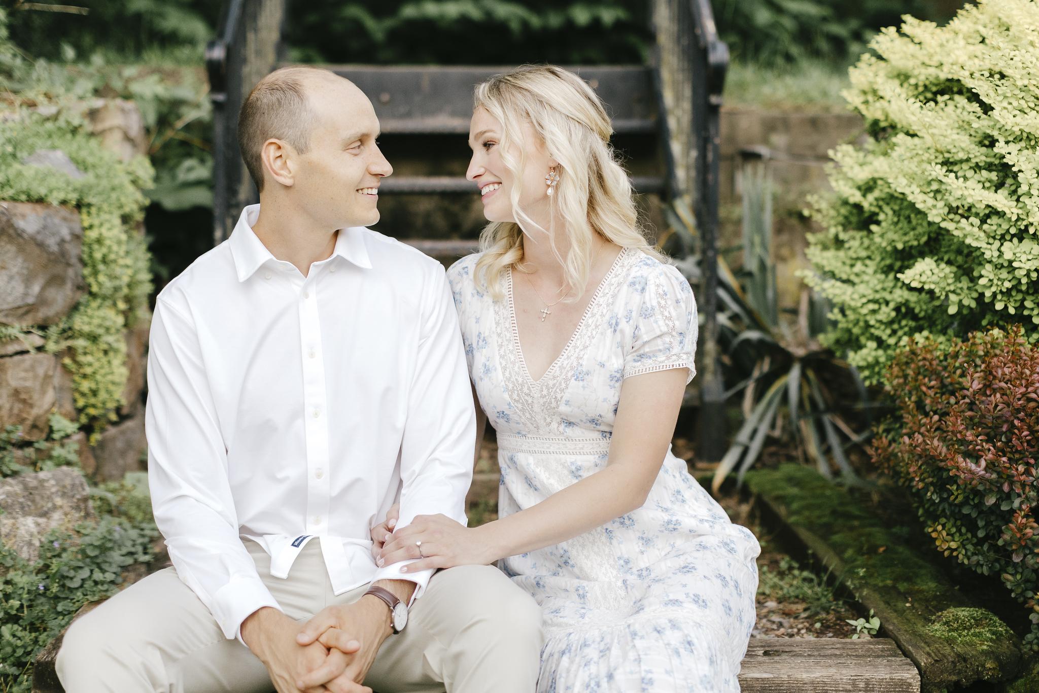 The Wedding Website of Amanda Molitor and Chris Ruhl