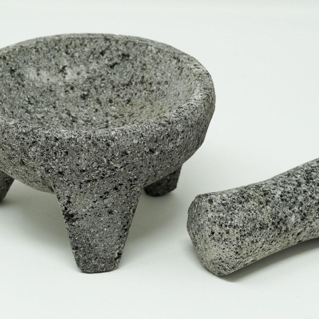 Small 5inch (13cm) Molcajete - More suited to Herbs & Spices - Pestle and Mortar