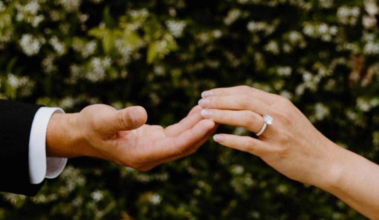 The Wedding Website of Michelle Angela Alpay and Krisanto Equipado