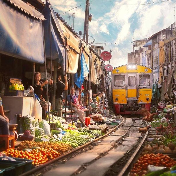 Tour of Floating and Railroad Markets in Thailand