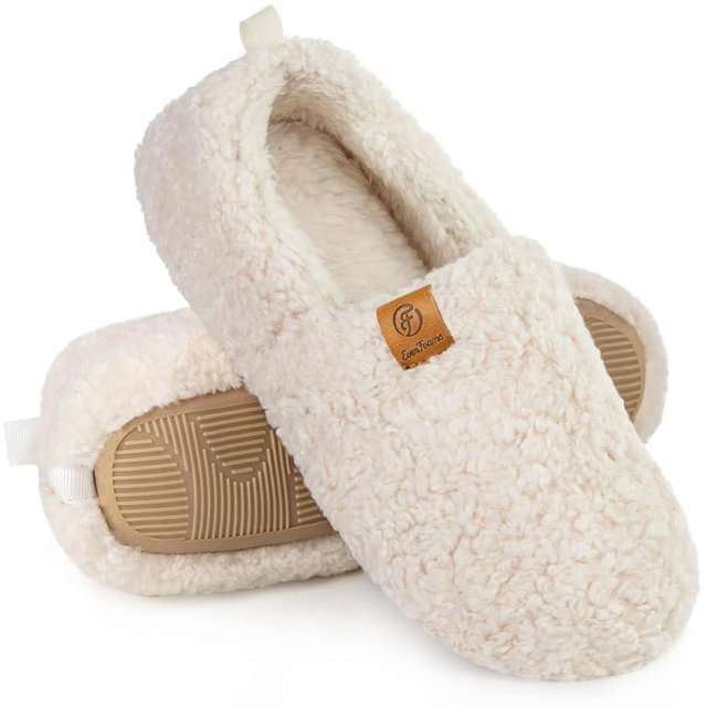 EverFoams Women’s Soft Curly Full Slippers Memory Foam Lightweight House Shoes Cozy Loafer with Polar Fleece Lining