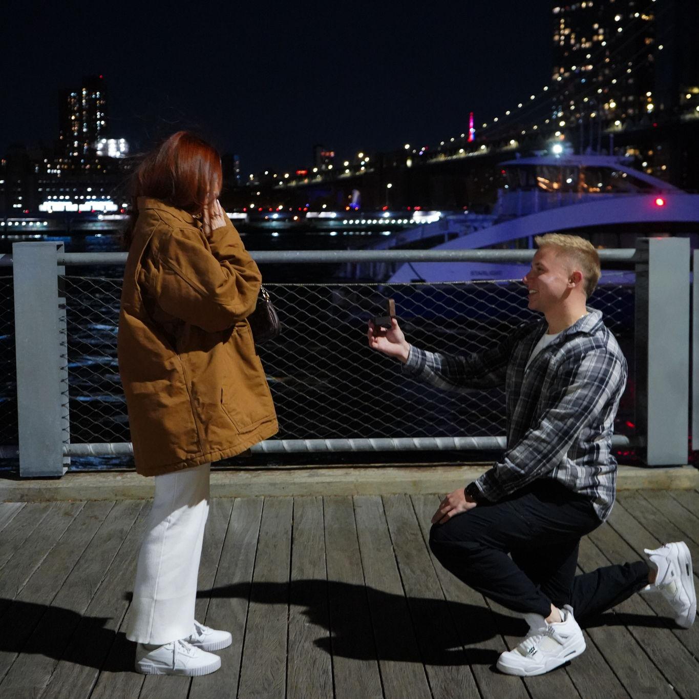 November 18, 2023
We got ENGAGED!