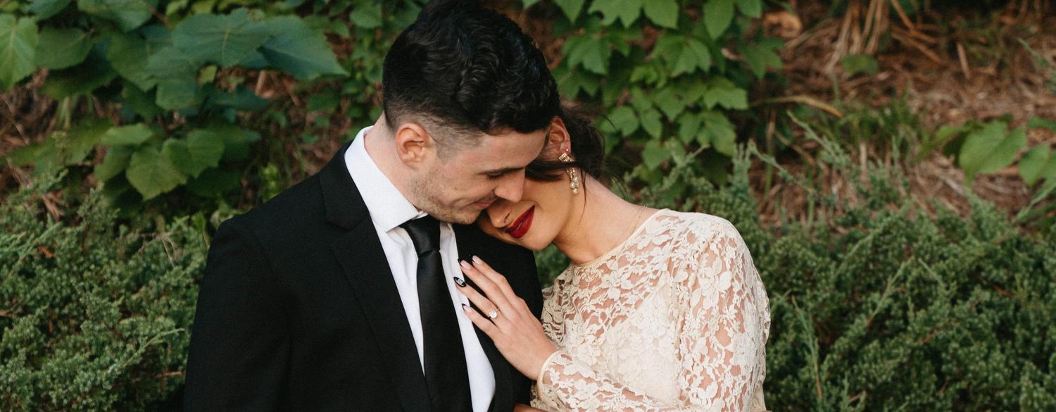 The Wedding Website of Ariana Elizabeth Moshref and Thomas James Wright