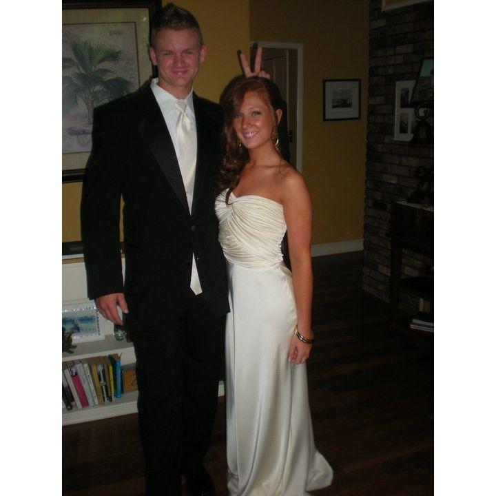 Prom 2011 (it looks like a preview of their futures, huh?)