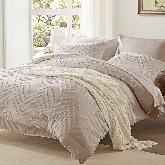 Anluoer Queen Comforter Set, Khaki Tufted Bed in a Bag 7 Pieces with comforters and Sheets, All Season Bedding Sets with 1 Comforter, 2 PillowShams, 2 Pillowcases, 1 Flat Sheet, 1 Fitted Sheet