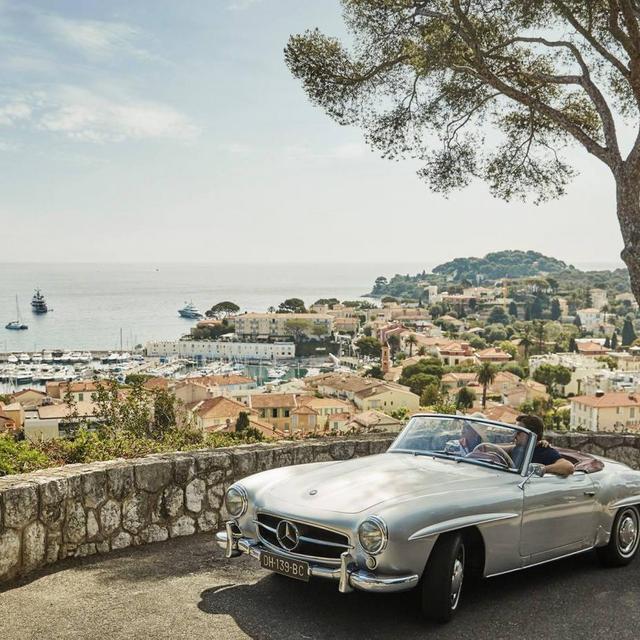 Private Drive in the French Riveria