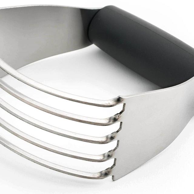 Spring Chef Dough Blender, Top Professional Pastry Cutter with Heavy Duty Stainless Steel Blades, Medium Size