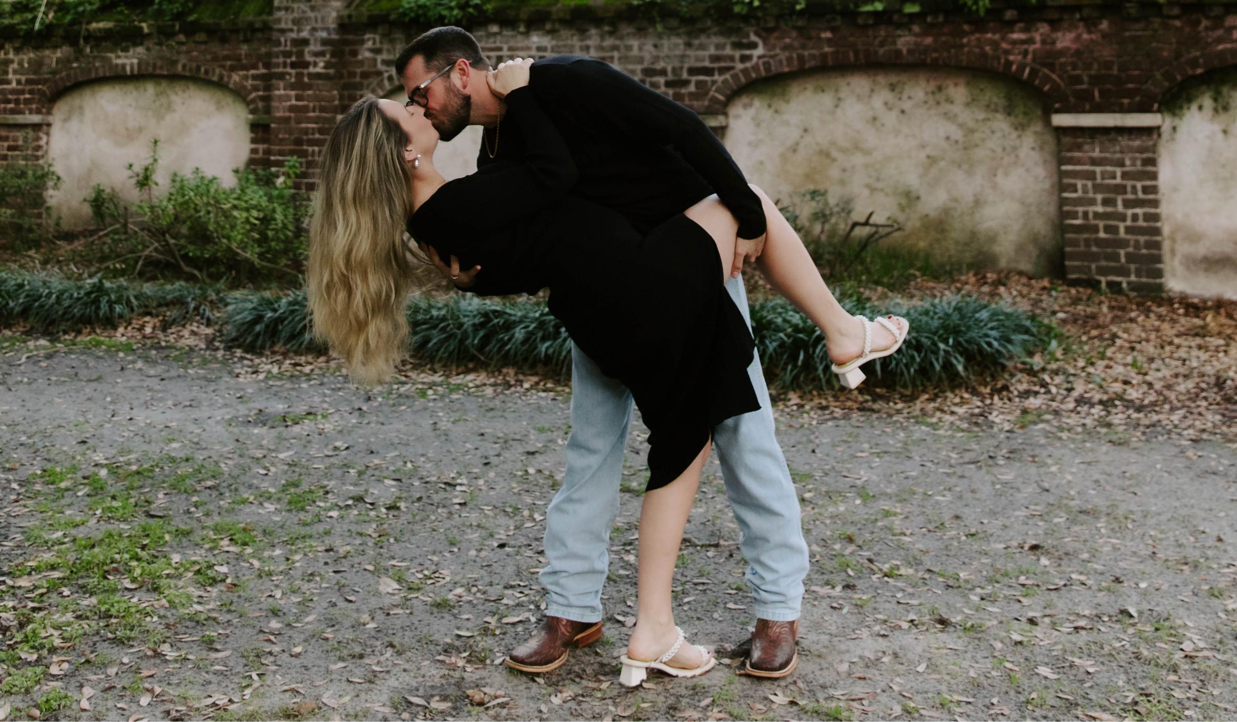 The Wedding Website of Ashlee Vitale and Justin Wilson