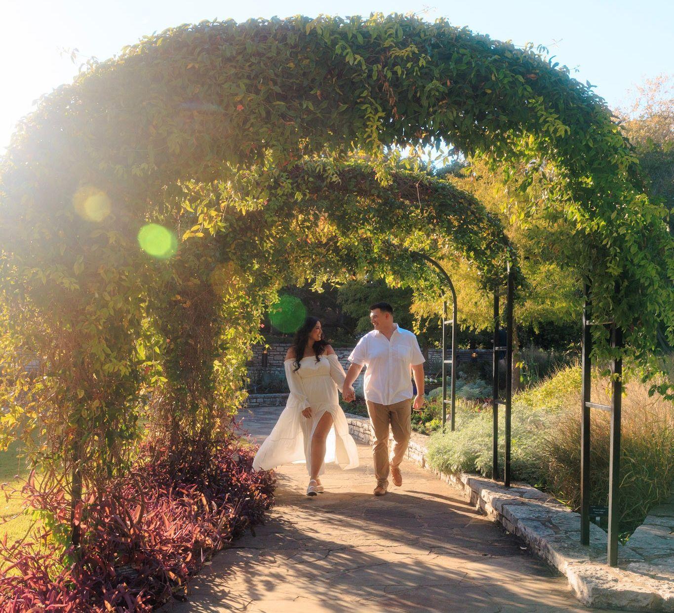 The Wedding Website of Yanelie Lujan Hernandez and Tyler Ryan Skaggs