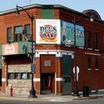 Del's Bar