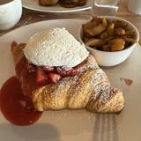 The Blue Door Café & Bakery