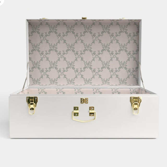 Grand Bridal Trunk