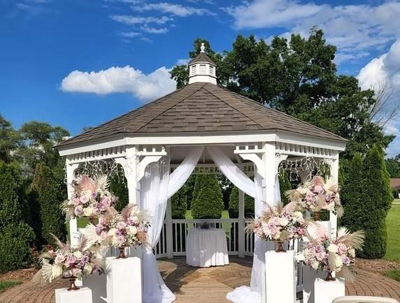 The Wedding Website of Hayley Harrison and Connor Mowrer